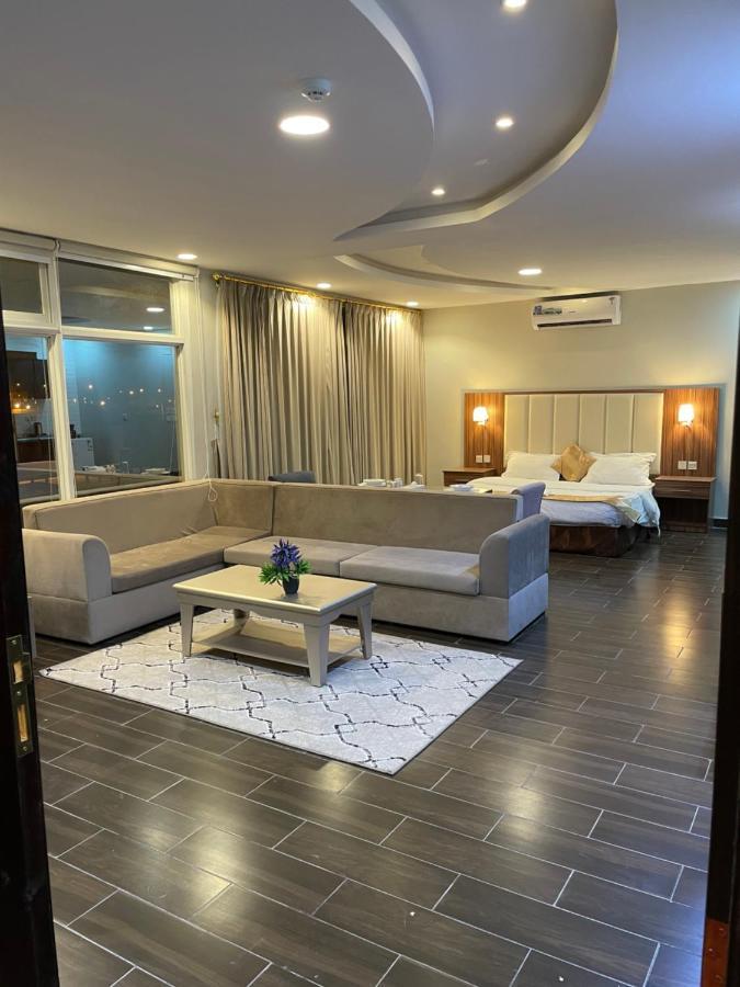 وشل للشقق المخدومة واحة الغروب سابقا Tanomah Exterior photo