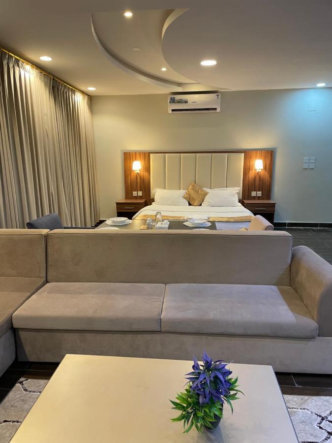 وشل للشقق المخدومة واحة الغروب سابقا Tanomah Exterior photo